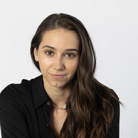 Dr. Jenna Lagana
